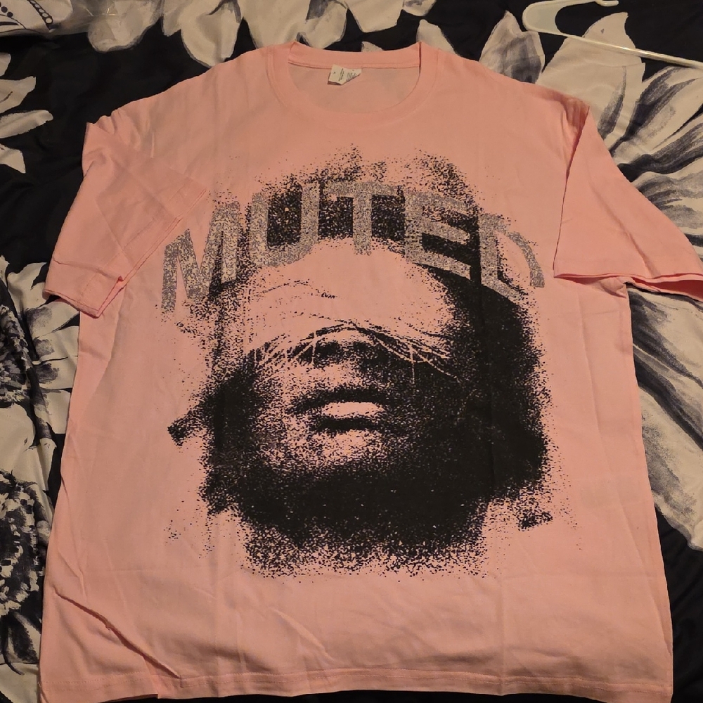 Muted Pink Graphic T-Shirt